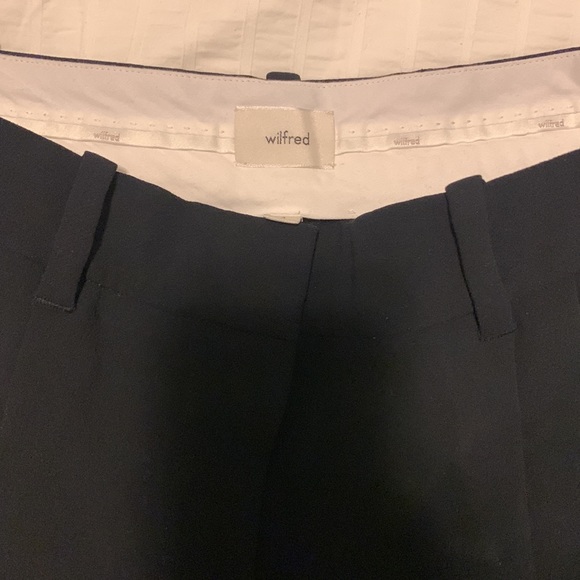 Wilfred Cropped Effortless Pants, Size 4, Black - Picture 2 of 4